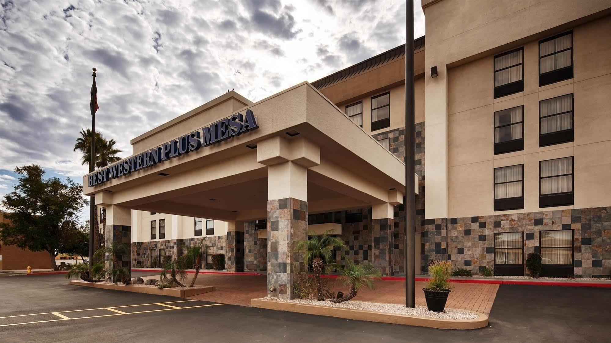 Best Western Plus Меса Екстериор снимка
